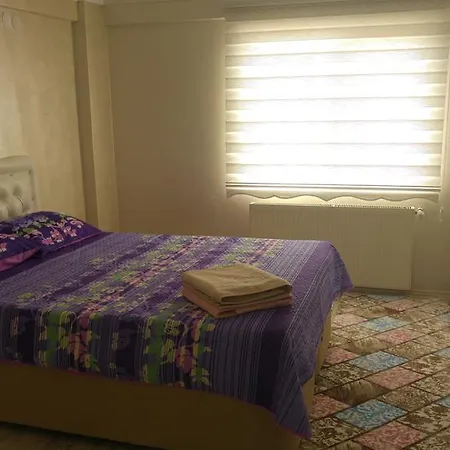 Altiparmak Resi̇dence דירה